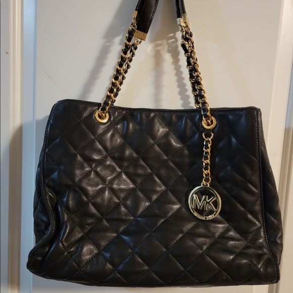 Authentic Michael Kors Bag/Purse - Picture 1 of 5